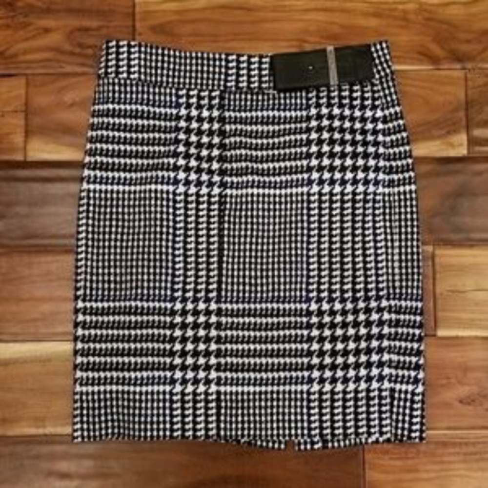Michael Kors houndstooth pencil skirt